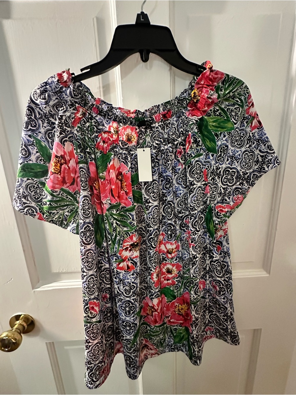 Floral Off-Shoulder Women's Top in Pink and Green